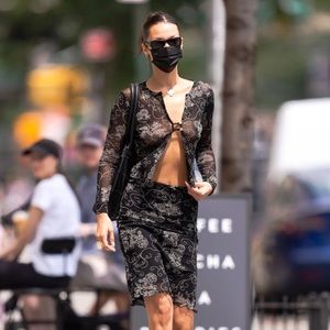 Susamusa set as seen on Bella Hadid. Excellent condition.